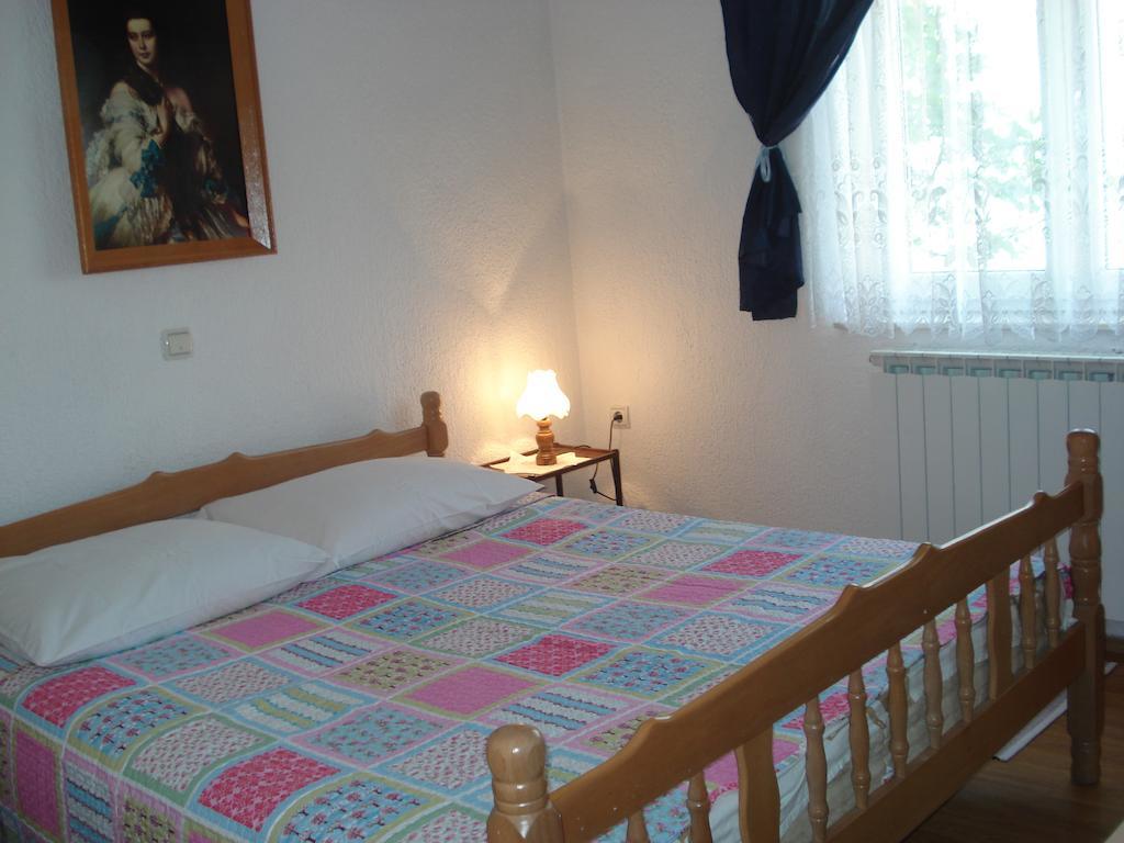 Apartment Blaza Senj  Rum bild